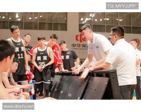 焦泊乔伤情困扰广东队补强内线迫在眉睫