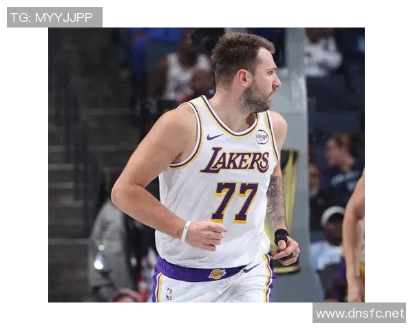 詹姆斯一场没打,东契奇缺席4场!湖人仍豪取4连胜 詹姆斯一场没打,东契奇缺席4场!湖人仍豪取4连胜