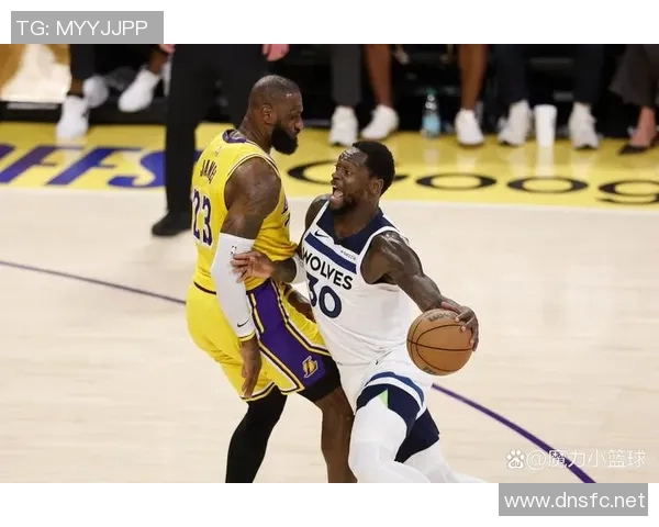 末节12分+制胜抢断,40岁詹姆斯最佳一战!使用手册摆在湖人面前 末节12分+制胜抢断,40岁詹姆斯最佳一战!使用手册摆在湖人面前