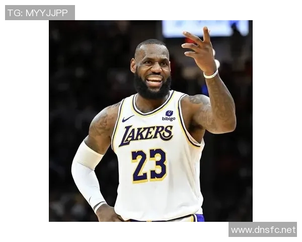 本赛季场均快攻得分：詹姆斯第一，马克西第二&字母哥第三