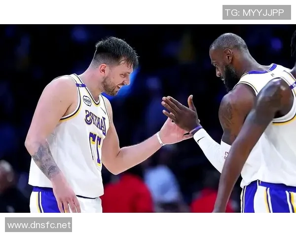 洛城德比最新伤情:詹姆斯东契奇确定出战 小卡有望复出携哈登战湖人 洛城德比最新伤情:詹姆斯东契奇确定出战 小卡有望复出携哈登战湖人